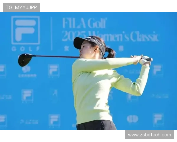 女子中巡FILAGOLF菁英赛次轮许赢领衔四将并列榜首激战