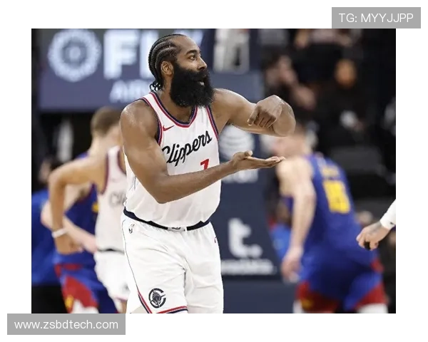 皮尔斯直言哈登得分方式单一强调自己在进攻端的全面性与多样性 皮尔斯直言哈登得分方式单一强调自己在进攻端的全面性与多样性